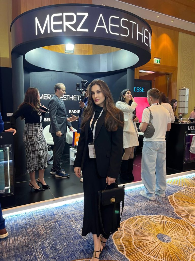 Dr.Yuna attended 6th Dubai International Academy